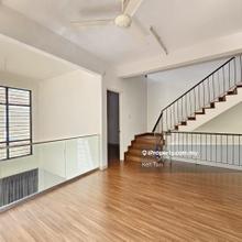 Limited 3 Storey Corner Unit
