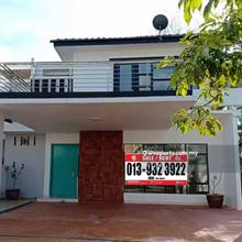 Lake View Luxury Double Storey Semi D