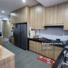 2.5 storey terrace house