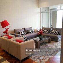 Seaview unit, tastefully furnished and renovated 