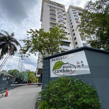 Pangsapuri Seri Gembira, Taman Sri Kuching, Jalan Kuching