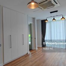 East Residence Exclusive Township 5 Bedrooms 7 Bathrooms