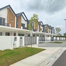 Last unit Price!! Below Market Value!! Free all Legal Fees!