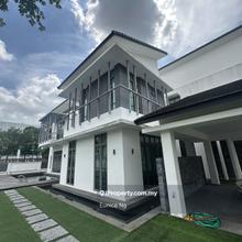2 Storey Glenmarie Garden Bungalow with private swimming pool
