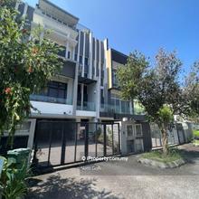 Renovated 5 storey link house with lift in old klang road for sale