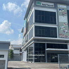 Semi D Factory in Seksyen 26