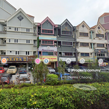 4 Storey Corner Shop