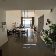Well maintained big unit condo 