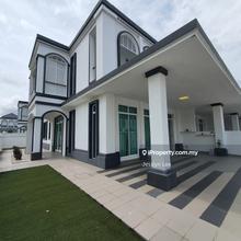 Merrydale Eco Majestic Endlot 2 Storey House  Balcony Lakeview  