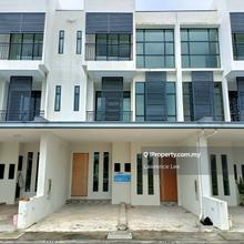 Moyan Link Townhouse Upper unit, Batu Kawa Moyan for rent