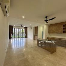 4 Storey Courtyard Facing waterfront