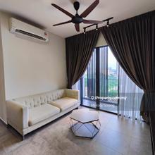 2cp! all rooms with ac and fan!Free shuttle van to midvalley