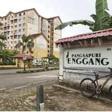 Pangsapuri Enggang, Kinara. Affordable, accessible, good potential.