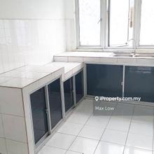 Nice and clean tenanted 3 rooms 