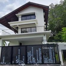 Resort Style 3-Sty Bungalow ,Serene & Quiet environment .