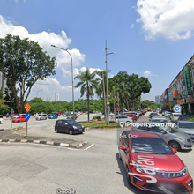 Facing Main Road 3-Storey Shop, Taman Kinrara, Puchong 47180 Selangor
