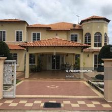 Semi-D house for Sale
