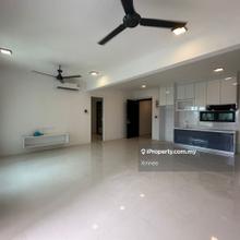 Fully Reno Middleton 1409sf Partially Furnished Middle Floor Sea View