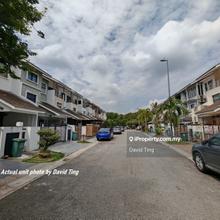 Meadows 3 Storey House Gated Guarded Good location & Condition