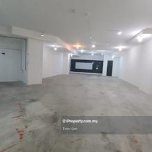 KL Traders Square Corner Unit Rent