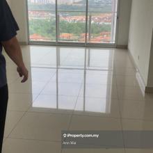 Duet Residence Unit For Sale, Condo Bandar Kinrara Dijual, LRT Nearby