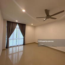 Luxurious 2-Storey Penthouse with Roofdeck and Private Lift Lobby