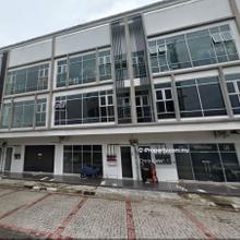 Eco Cascadia 3-storey shop with rental income, two units available