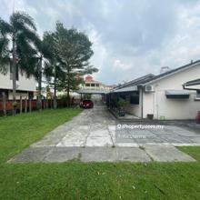 Lorong Utara PJ Section 12 - 1-sty Bungalow with Big Land