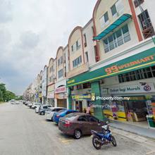 4 storey shop main road ROI 6.68%