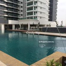 Regina Condo Bigeest Unit For sale