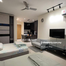 Riverine diamond studio unit for rent