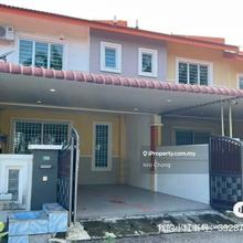 Botani Double Storey Terrace House For Rent