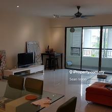 Pool View Corner Unit - 3 Car Parking 