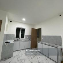 Quaywest Residence @ Bayan Lepas near Queensbay Reno Unit For Sale!