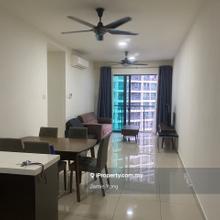 Modern 918 sqft Pool-Facing Condo @ K L Traders Square