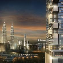 5 min walk able to Pavilion shopping mall