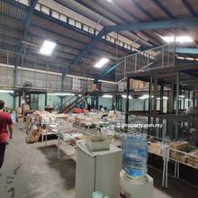 1.5 Storey Semi-D factory for Sale in Desa Tun Razak