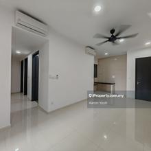 Limit Big Whole Unit 4 Room 2 Toilet Free 2 parking n water dispenser