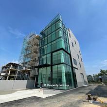 New 4.5 storeys Semi-D at Novus Industrial Park for Rent
