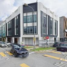 High Visibility Near Public Carpark, Prime Area