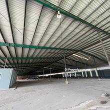 Kkip, Warehouse with office space