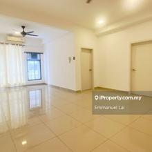 Utropolis Suites 1 Glenmarie Freehold Well Kept Unit