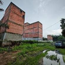Bird Nest Bungalow House for Sale