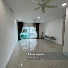Walking distance to MRT and Grocery