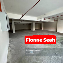 Shoplot Rent at Southbay Plaza Ground Floor Big unit