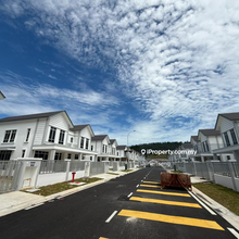 Kangkar pulai near kulai senai cluster house brand new
