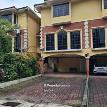 Three Storey Townhouse in Established Meru Valley Resort