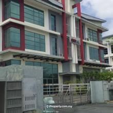 Semi-D Factory Warehouse near to Bandar Sunway, Petaling Jaya.