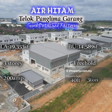Brand New Air Hitam Freehold Semi Detached Factory 200amp 3ton 40ft