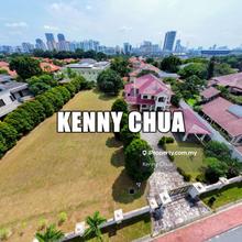 2-Story Bungalow with a Huge Land Area in Glenmarie Court
